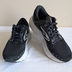 Brooks Women's Glycerin Black Running Shoes